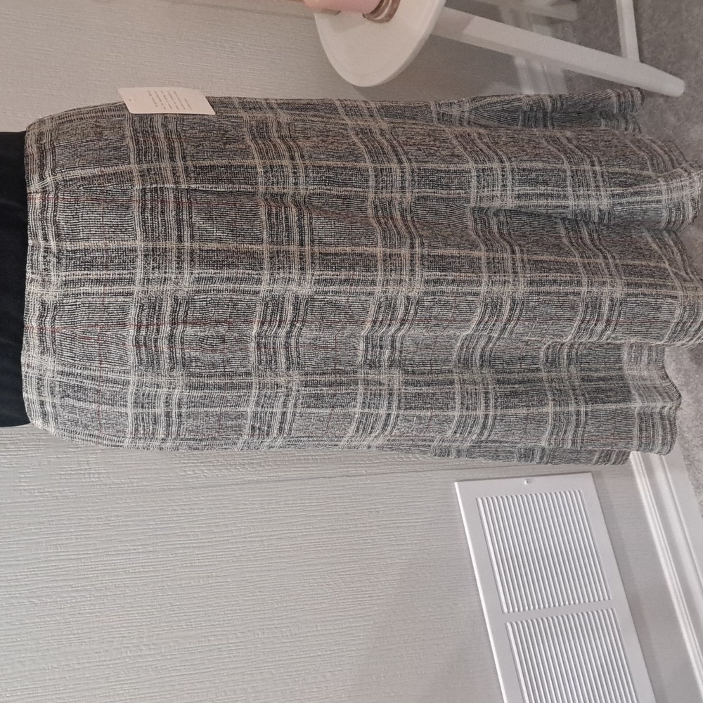 Anne Klein Black and Gray Plaid A-Line Skirt